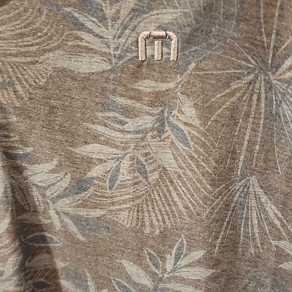 Travis Matthew's golf ⛳️ polo XL Perfect condition - Picture 3 of 4